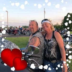 Meet your Posher, Laurie